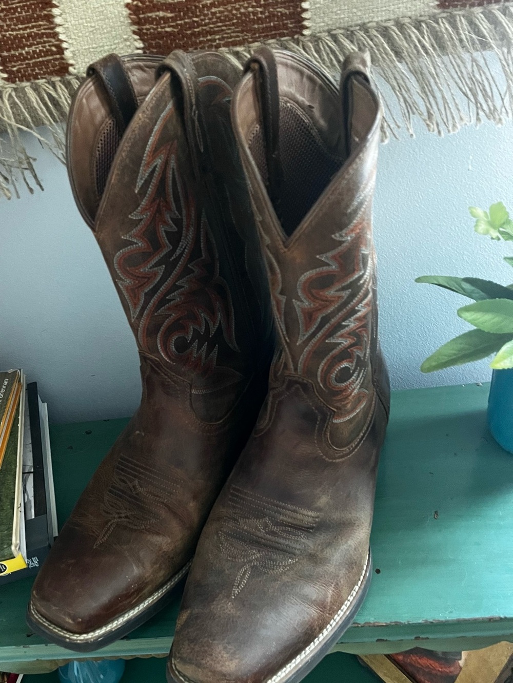 Ariat Men's Brown Western Leather Boots with Black Sole
